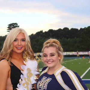 Meet your Posher, Libby